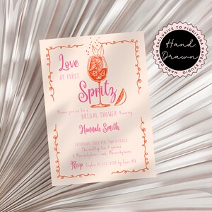 Modello di invito per addio al nubilato "Love at First Spritz", disegnato a mano e modificabile, rosa arancione elegante e stravagante, sensazione di spritzy, SPR1
