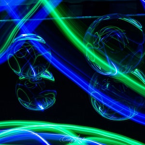 Lensball with Light Trail