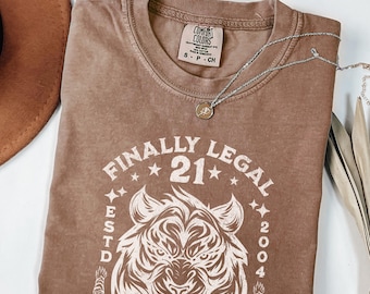 21st Birthday Gift For Him, 2004 Birthday Shirts For Men, 21st Birthday Gifts for Guys, Vintage Custom Birthday T-Shirts Gift Ideas for Son