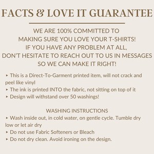 Pode incluir: Texto sobre um fundo branco que diz "FACTS & LOVE IT GUARANTEE" e explica que o vendedor est&aacute; comprometido com a satisfa&ccedil;&atilde;o do cliente. O texto tamb&eacute;m inclui detalhes sobre o processo de impress&atilde;o, as instru&ccedil;&otilde;es de lavagem e uma garantia de que o design resistir&aacute; a m&uacute;ltiplas lavagens.
