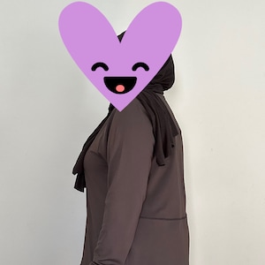 Modest/hijabi workout and sport shirt/top