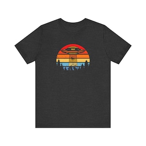 Retro UFO Abduction - Vintage Alien T-Shirt
