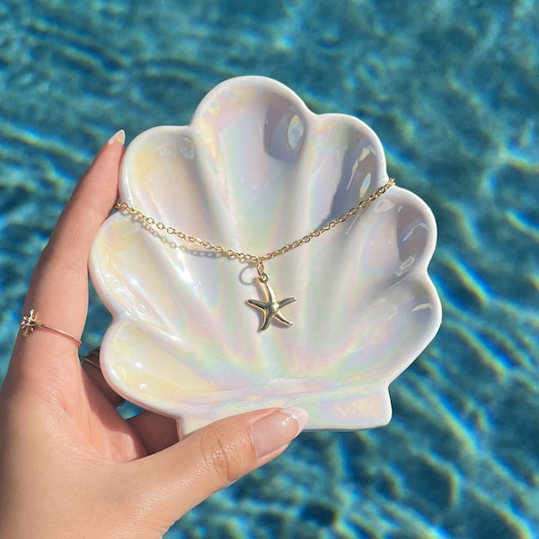 Gold Starfish Necklace