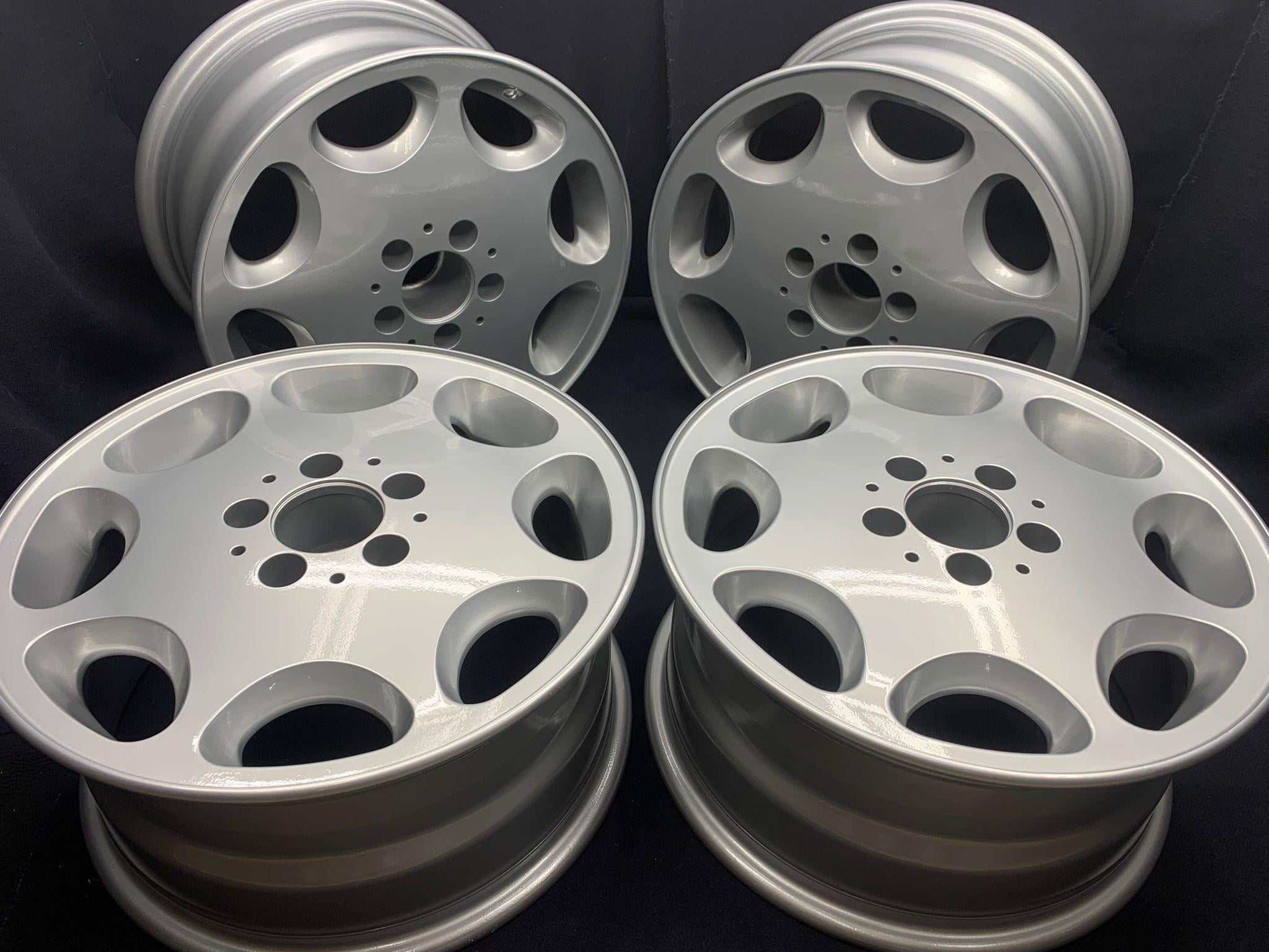 Mercedes R129 Original OEM 8 Holes Alloy Wheels 8jx16 ET34