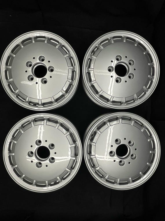 Mercedes 190 W201 Original Manhole Cover Alloy Wheels 14 Inches