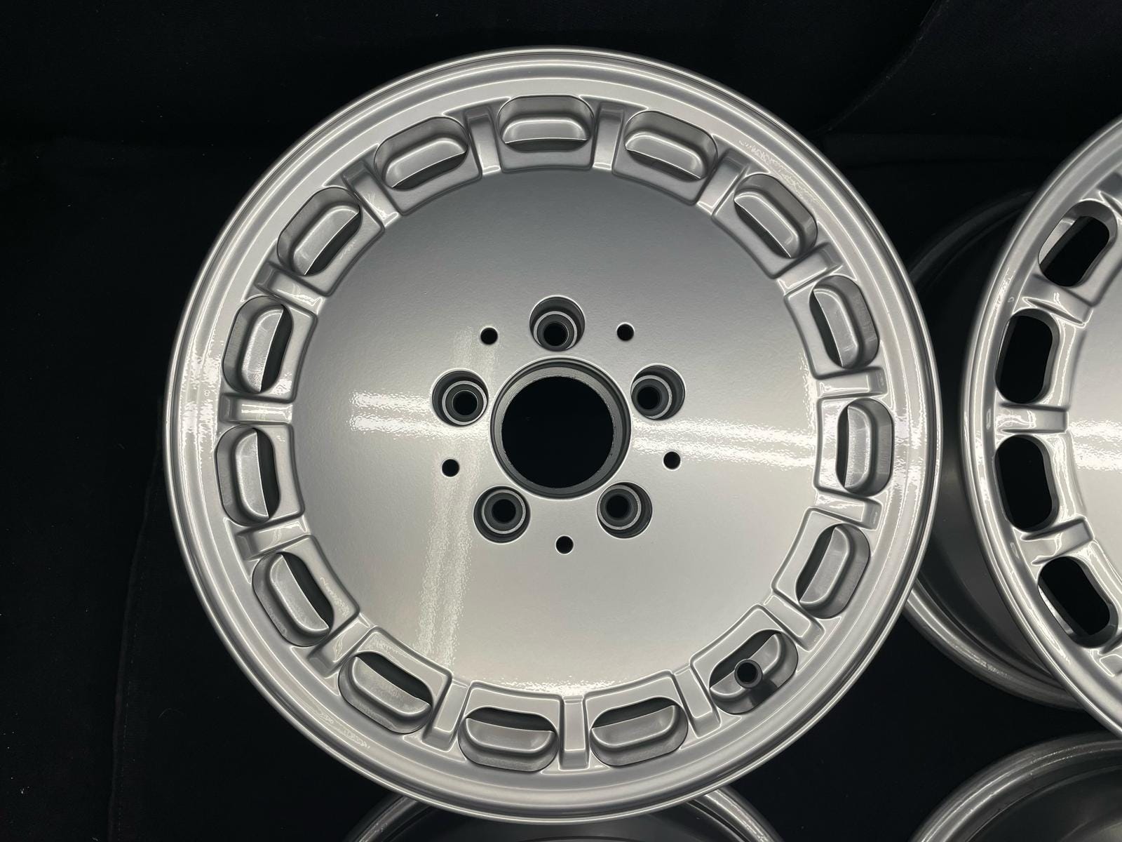 Mercedes 190 W201 Original Sportline Manhole Cover Alloy Wheels 
