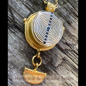 Orgonite Pendant - Lakhovsky Rings - Harmonic Biofield Blend · Sacred Geometry · Charm Pendant