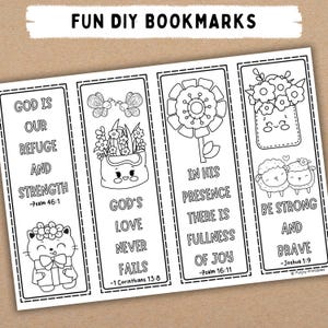 Puede incluir: Marcadores de bricolaje en blanco y negro con citas e ilustraciones inspiradoras. Los marcadores presentan im&aacute;genes de un gato, flores, ovejas y mariposas. El texto incluye "Fun DIY Bookmarks", vers&iacute;culos b&iacute;blicos y "God's Love Never Fails."