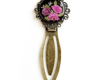 Handmade Pressed Flower Resin Bookmark - Floral Epoxy