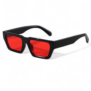 Rechteckige Red Tint Sonnenbrillen für Herren & Damen | Dicke schwarze Rahmen | 90er Jahre Vintage