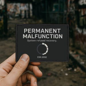Parche de mal funcionamiento permanente / Insignia de ropa técnica con fallo ciberpunk