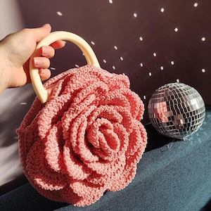Chique gehaakte rozentas - handgemaakte elegantie voor haar, gehaakte rozentas, handgemaakt cadeau, cadeau voor haar