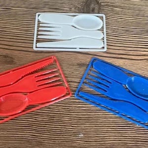 Couverts camping détachables ( format carte)
