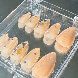 Handmade Crystal Press On Nails: Gold Leaf Gemstone Design (24 Pcs)