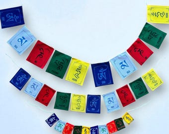 Tibetan prayer flags – Om Mani Padme Hum | Handmade in Nepal | Spiritual decoration for home & garden, yoga + meditation | Buddhism