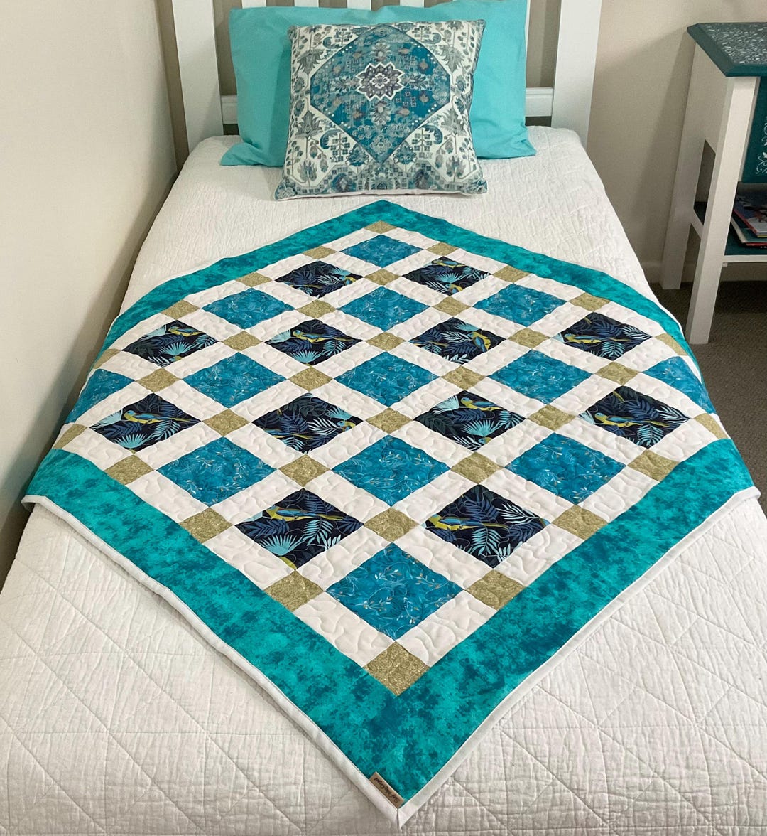 Patchwork Lap Quilt Throw Blanket, Australiana Series, Turquoise Parrot ...