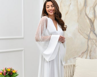 Maxi bridal robe train, Bride robe with pearls, Luxe bridal robe, Wedding kimono, White dressing gown, White robe