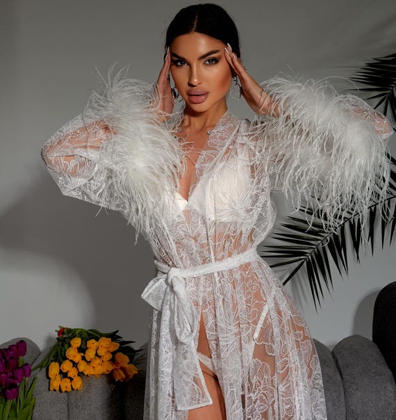 Vestaglia boudoir con piume, lunga vestaglia kimono con dettagli
