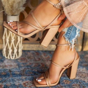 Low heel shoes australia store