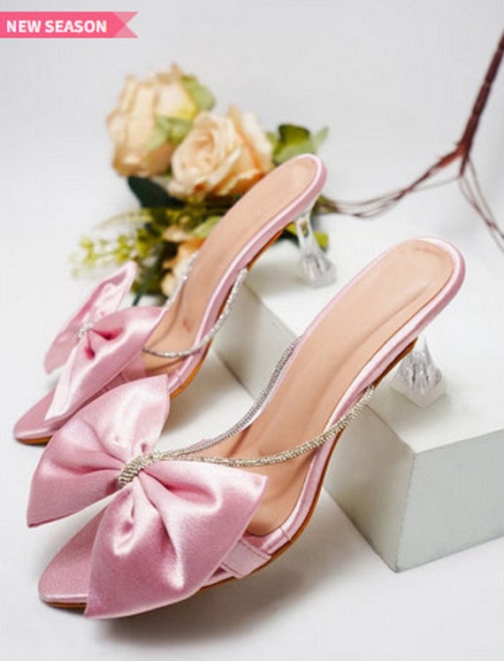 Pink deals prom heels