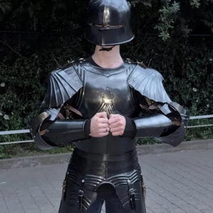Zestaw pełnej zbroi gotyckiej: średniowieczny strój rycerski - LARP Cosplay zdjęcie 2