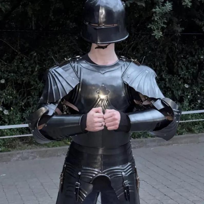Zestaw pełnej zbroi gotyckiej: średniowieczny strój rycerski - LARP Cosplay zdjęcie 2
