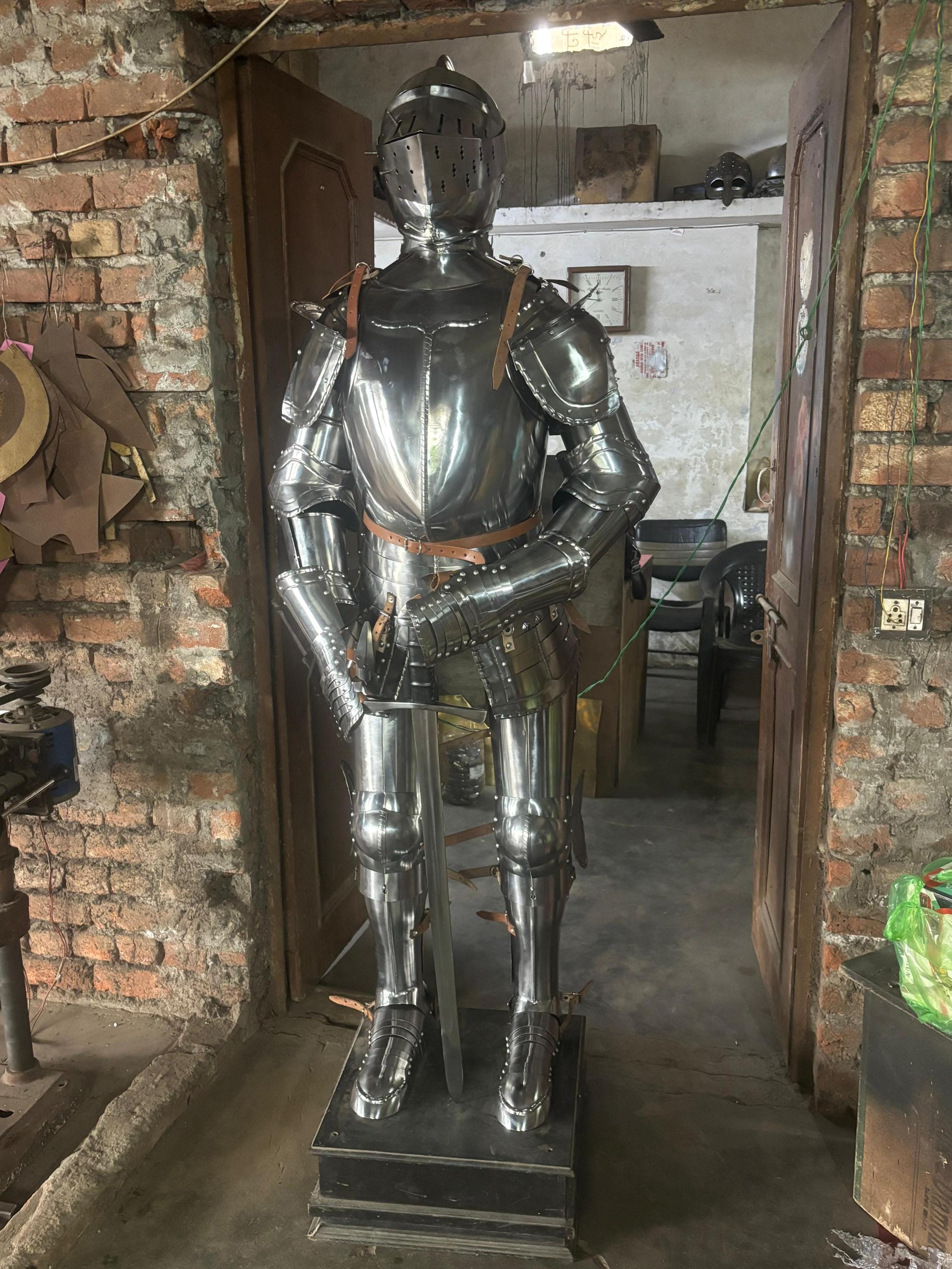 アメリカン 中世紀 騎士 中世のマクシミリアンアーマースーツ：全身騎士戦闘用アーマー - Etsy 日本