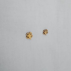 Irish Clover Gold Stud Earrings