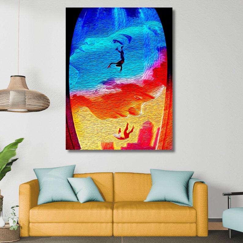 Puede incluir: Pintura abstracta de dos figuras cayendo a trav&eacute;s de un v&oacute;rtice colorido y giratorio. El fondo es una mezcla de azul, rojo, amarillo y naranja.