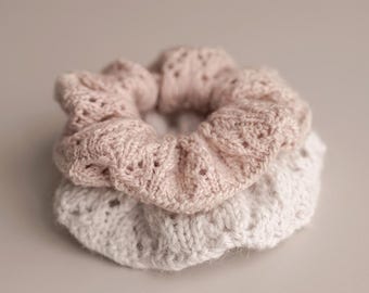 Blóma Scrunchie Knitting Pattern Women Children Hair Tie Design Download PDF Lace Pattern