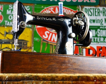 Vintage Singer 99k Mk1 Hand Crank Sewing Machine