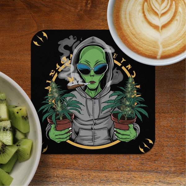 Alien Smoking Design, Cool Extraterrestrial with Plants, Unique Graphic Print Napkin, Fun Kitchen Decor