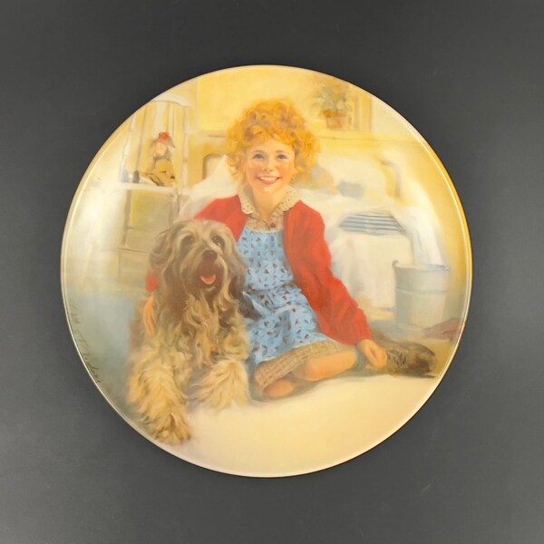 1983 Little Orphan Annie Collector Plate, "Annie and Sandy" Plate by Artist William Chambers, Annie Knowles Plate, Annie Collectable Gift