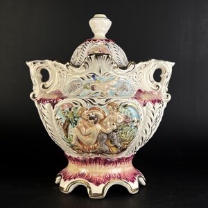 Vintage Capodimonte Italy overdekte urn, Campana-vaas met deksel en dubbele steel