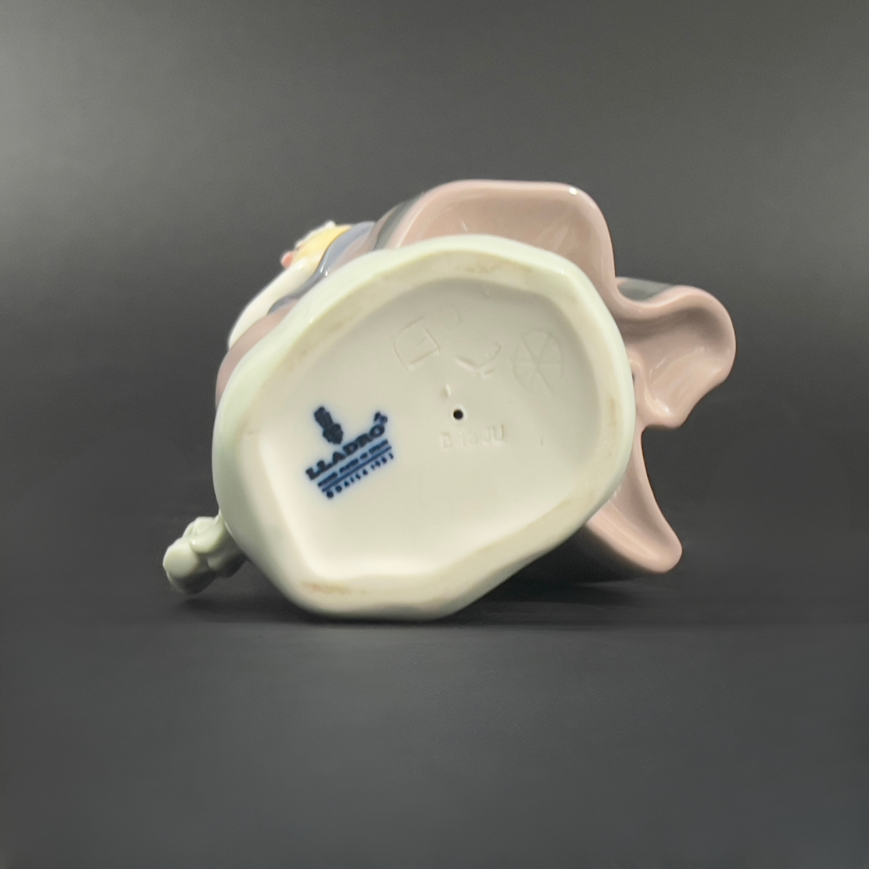 Vintage Lladro Figurine: 