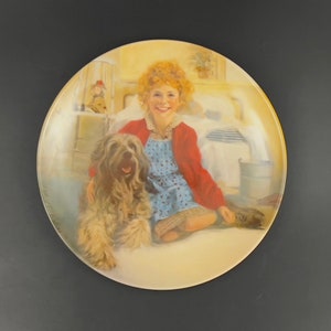 1983 Assiette de collection Little Orphan Annie : Annie et Sandy, oeuvre d&#39;art de William Chambers