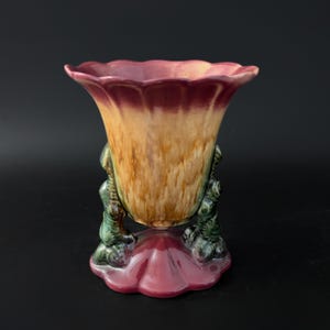 Vintage Hull Woodland Vase 108: American Art Pottery, Mid-Century Decor