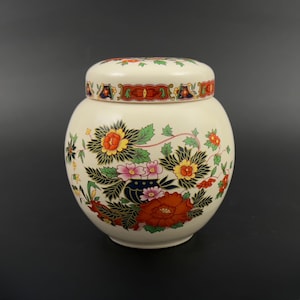 Vintage Sadler Ginger Jar, English Ginger Jar, Vintage Ginger Jar with Lid, Floral Ginger Jar, Lidded Ginger Jar, Sadler #3944 Ginger Jar