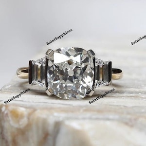 Bague en moissanite européenne ancienne de 2,20 carats Bague de fiançailles antique solitaire en diamants OMC à trois pierres, bague de mariage vintage en moissanite taille coussin