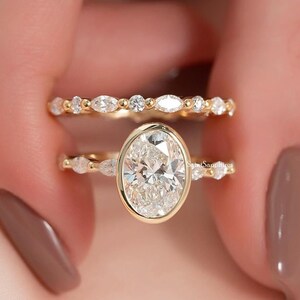 Oval Cut Moissanite Ring Set Bezel Set Wedding Ring Set 2.50 Ctw Cluster Engagement Ring Yellow Gold Diamond Ring Gift For Women Wife Gift
