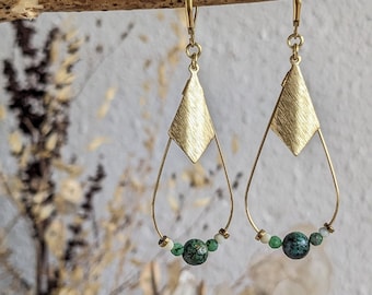 Lison model - Elegant brass and pearl earrings - boho style