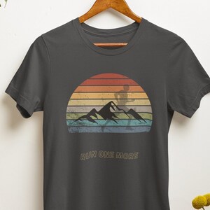 Runners Retro Casual T Shirt