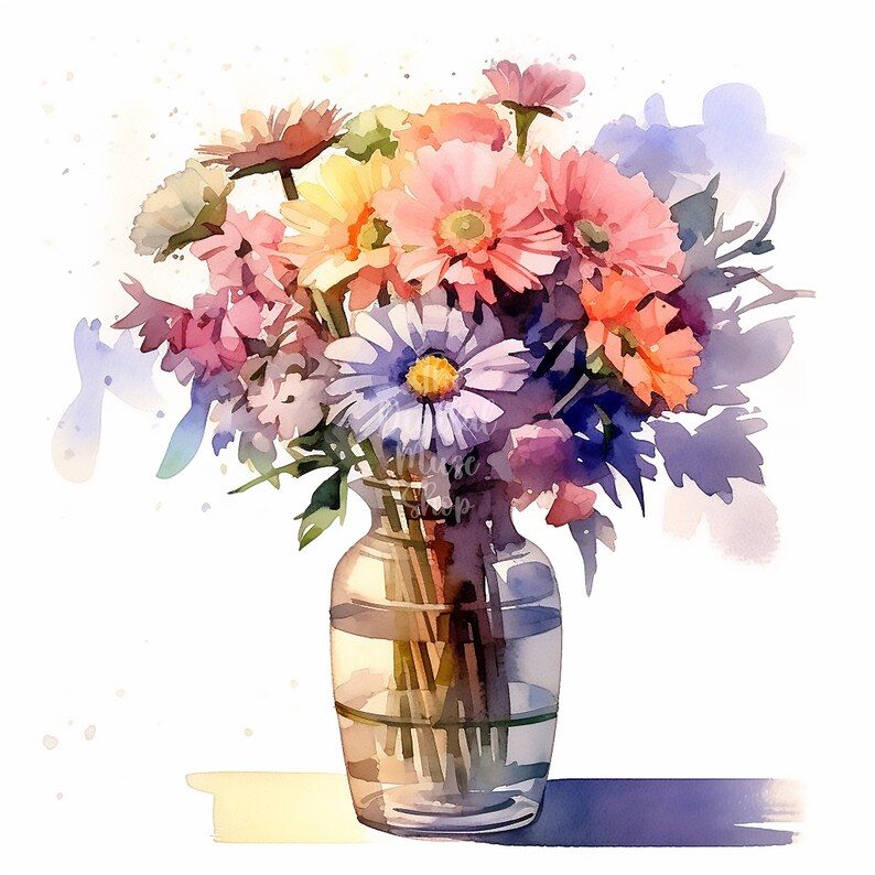 Op de afbeelding: Een aquarel van een boeket roze, paarse en gele bloemen in een heldere glazen vaas. De bloemen zijn in een losse, natuurlijke stijl gerangschikt en de vaas staat op een wit oppervlak.