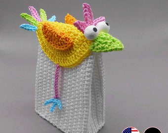Crochet pattern funny gift & voucher bag colorful bird, easy from scraps of yarn, even for beginners, with crochet chart diagram