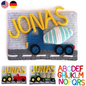 Instrucciones a crochet placa con nombre camino rural con letras amigurumi, abecedario completo, simplemente crochet con restos de lana, decoración habitación infantil