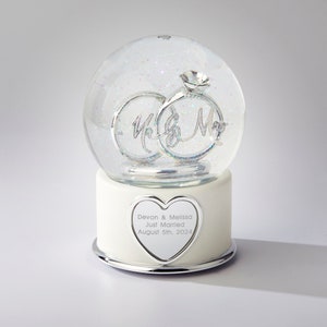 Mr. and Mrs. Wedding Snow Globe, Personalized engraved Snow Globe for wedding gift, Christmas Decor, Wedding Favors,