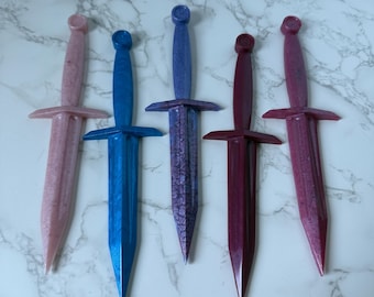 resin dagger inspired by the curse of broken shadows by laura winter