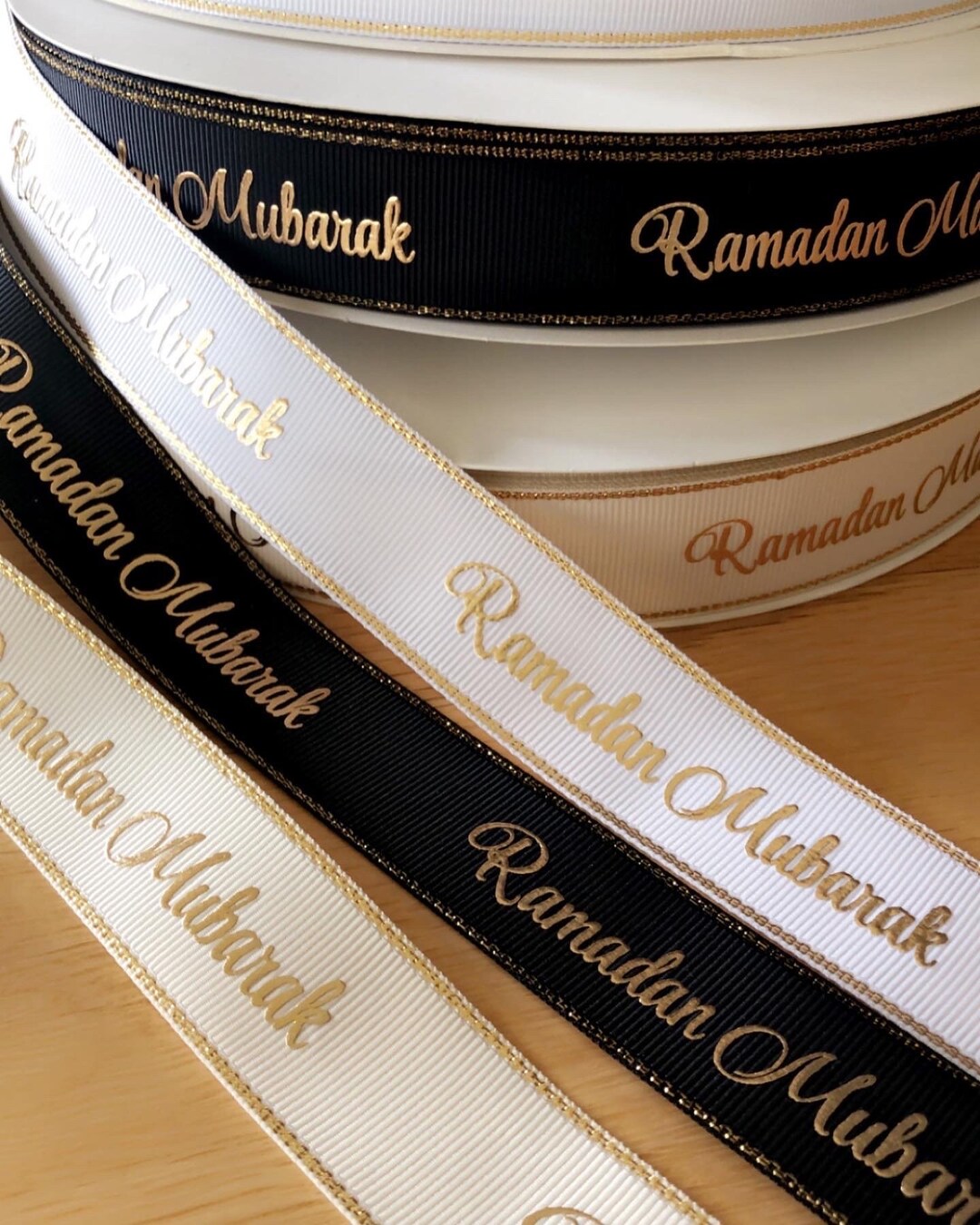 ramadan mubarak presents