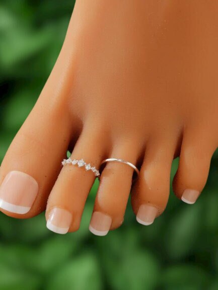 Lust to Love Diamond Toe Ring