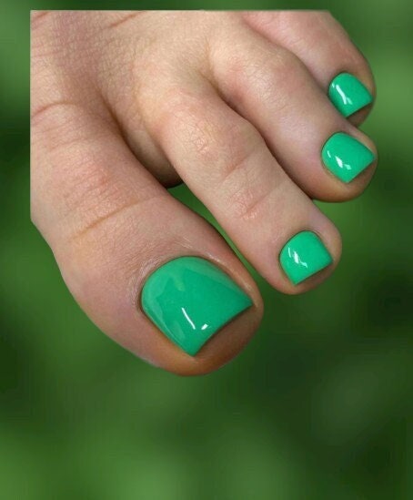 24Pcs Brown Press on Toenails for Women Toe Nail Press ons Short Square  Fake Toenails with Glitter Powder Design Fake Toe nails Summer Manicure  Glossy